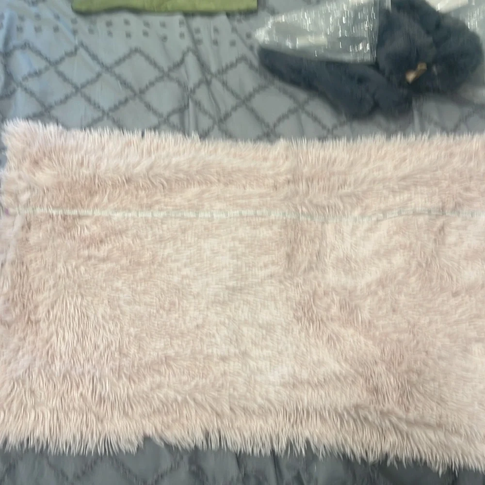 NWOT pink fuzzy pillow sham